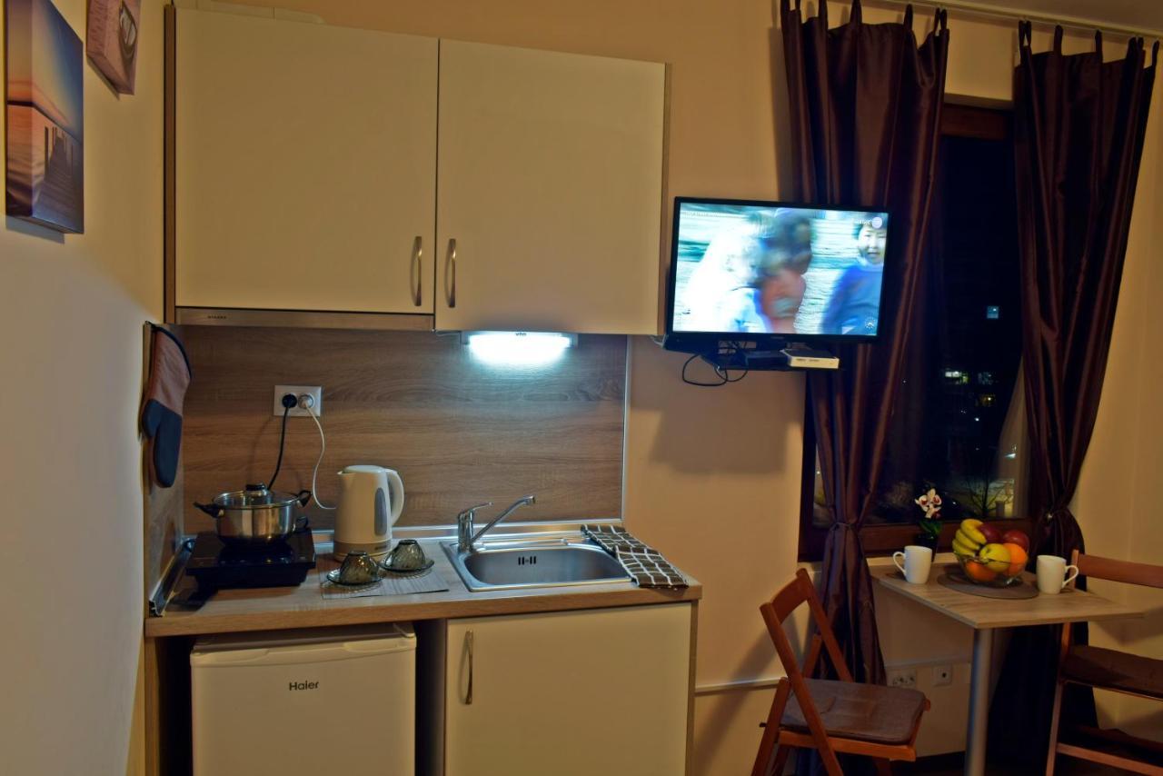 Flora Beach Apartaments Μπουργκάς Εξωτερικό φωτογραφία
